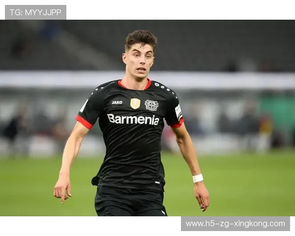 切尔西中路渗透后组织反击，哈弗茨头槌破门